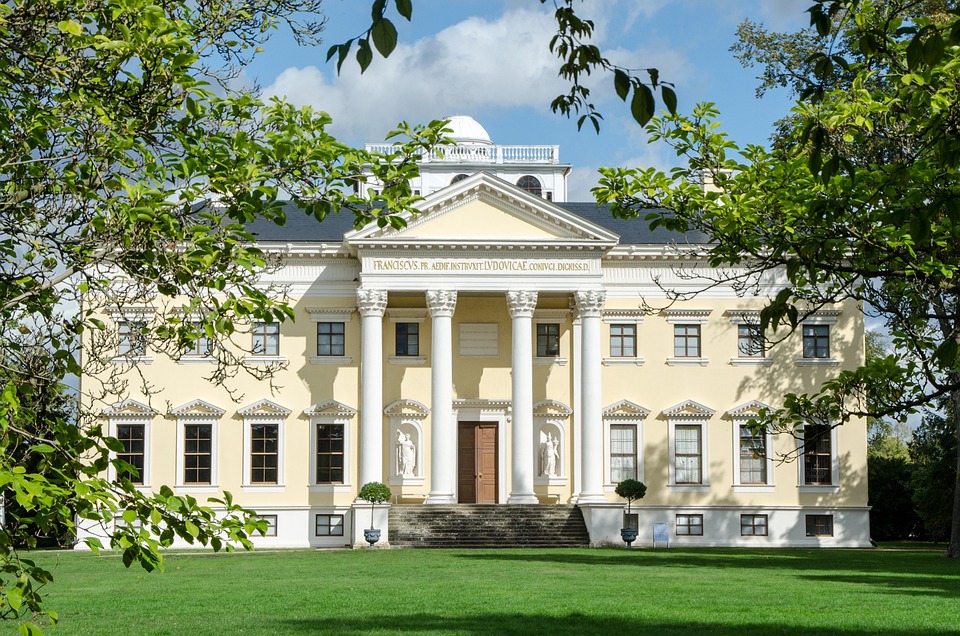 Entdecke Dessau-Roßlau: Bauhaus, Natur und kulinarische Höhepunkte