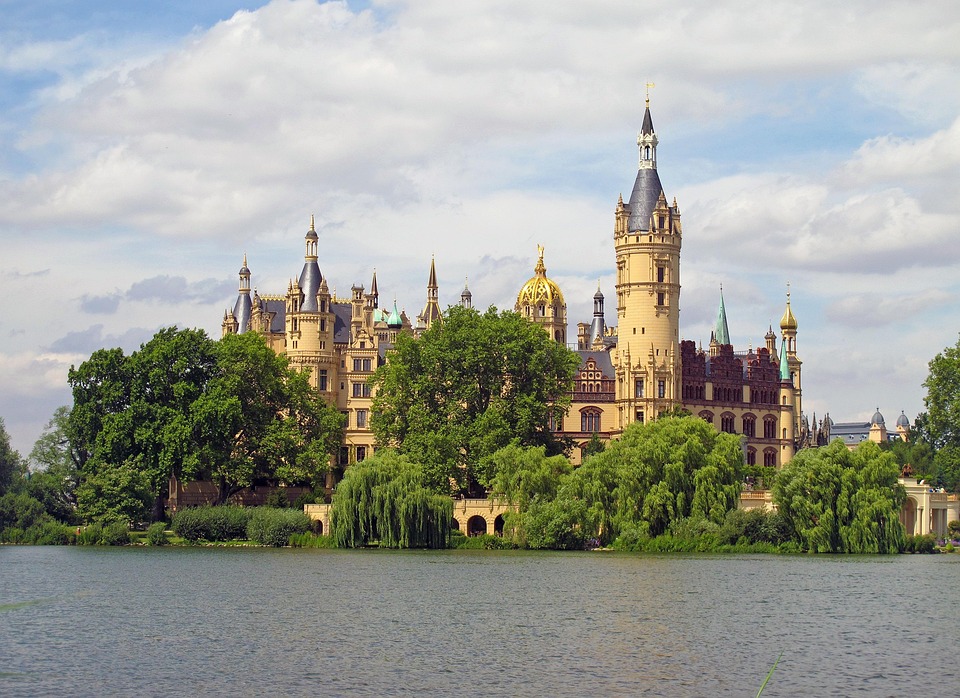 Schwerin entdecken: Geschichte, Natur und Geheimtipps für deinen Besuch