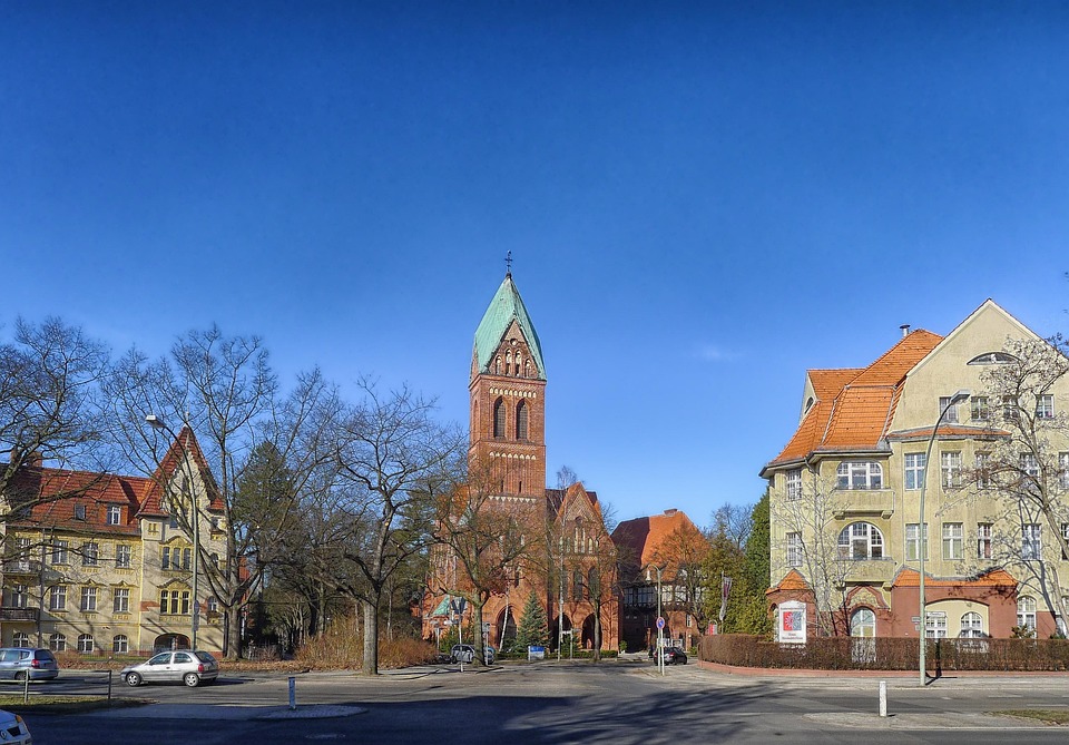 Steglitz-Zehlendorf: Entdecke Seen, Kultur und kulinarische Genüsse!