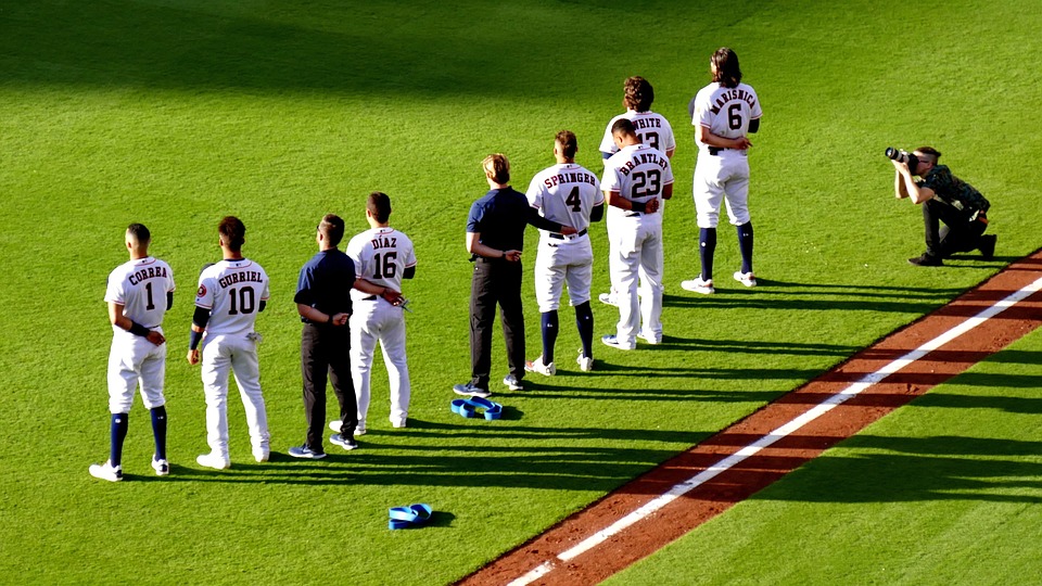 Astros auf Verstärkungssuche: Garcia inspiriert trotz Pitcher-Problemen!