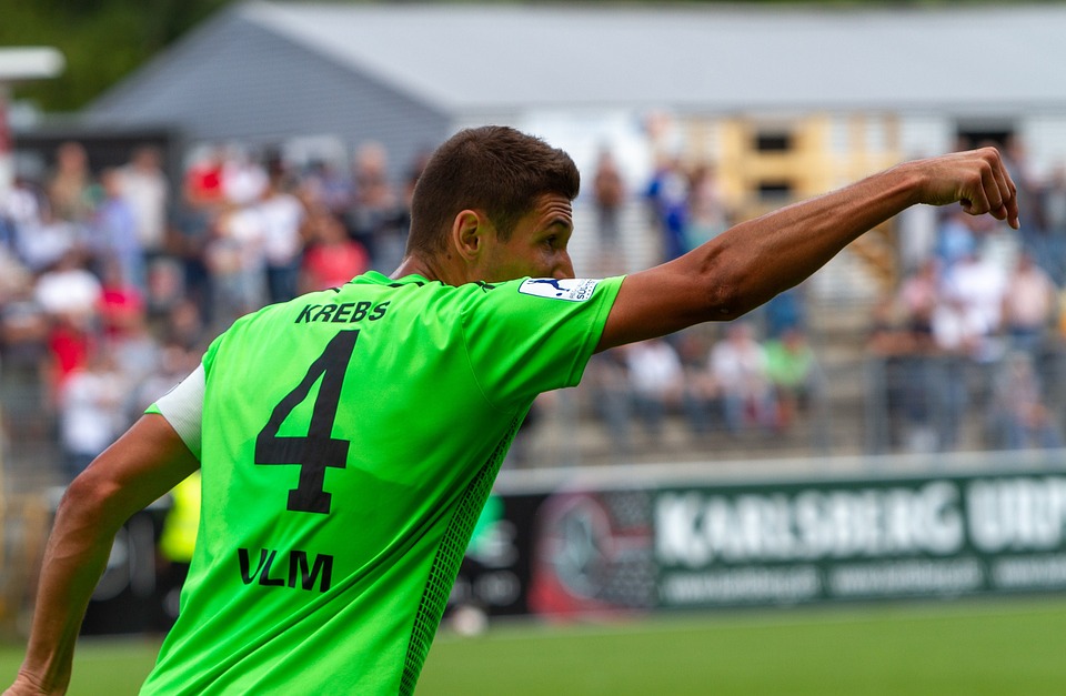 Florian Silbereisen küsst sich zum Rekord: 74 Cheerleader in 30 Sekunden!