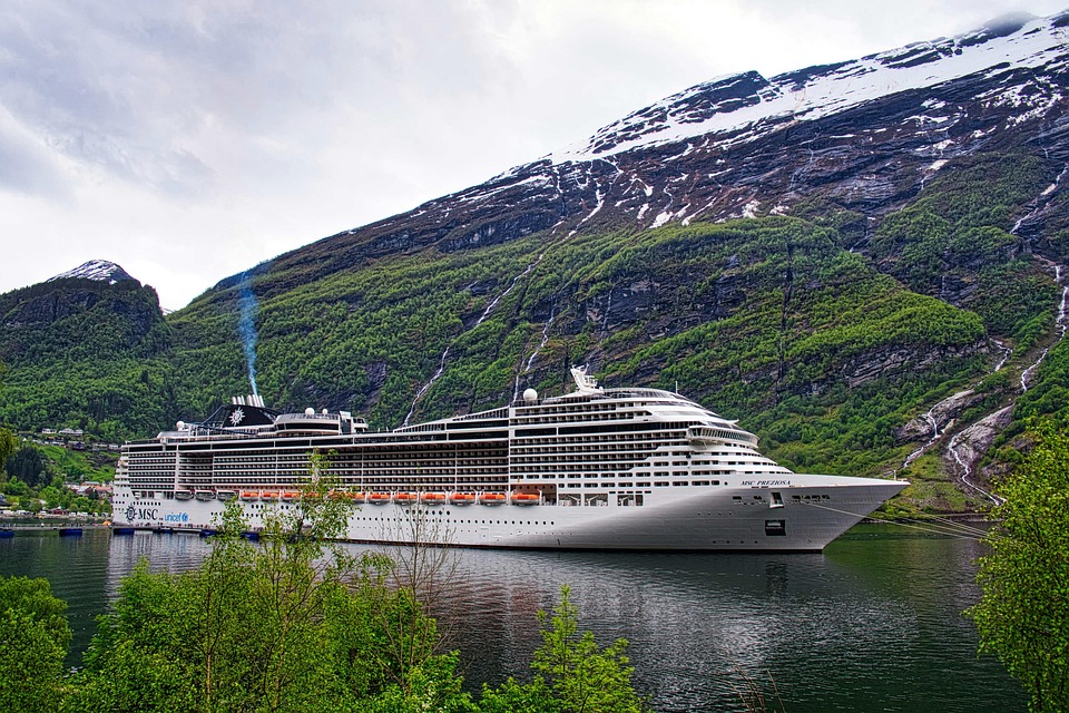 MSC oder Mein Schiff: Kampf der Kreuzfahrtgiganten im Vergleich!