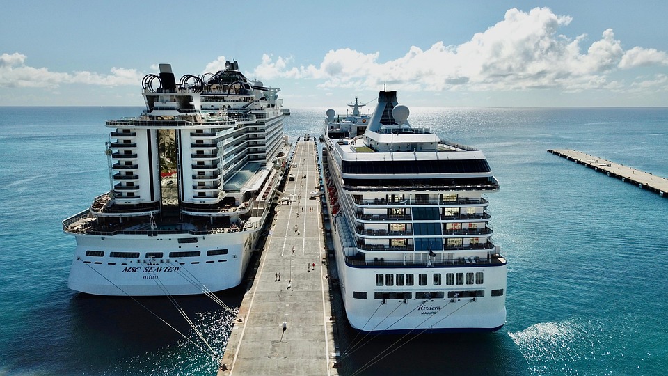 MSC will Aida im Rostocker Hafen überholen – Luxuskreuzfahrten im Kommen!