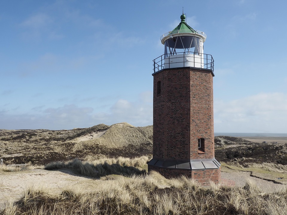 Sandburgen-Verbot auf Sylt: Bis zu 1.000 Euro Strafe droht!
