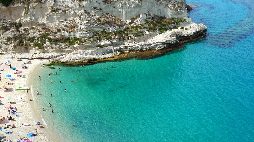 Kalabrien: Entdecken Sie die Geheimnisse von Tropea und Co.!