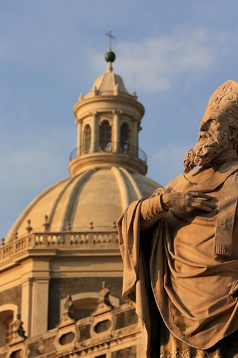 Kreuzfahrt-Drama in Catania: Ehepaar stürzt ins Wasser – Alle Details!