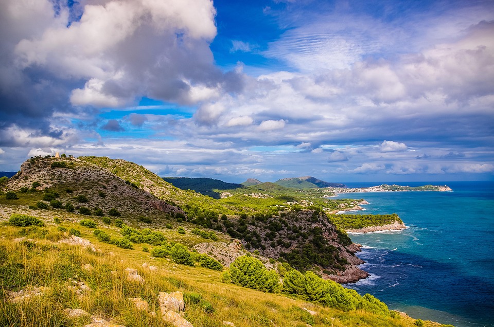 Mallorca im Aufstand: 8.000 Protestierende fordern weniger Tourismus!