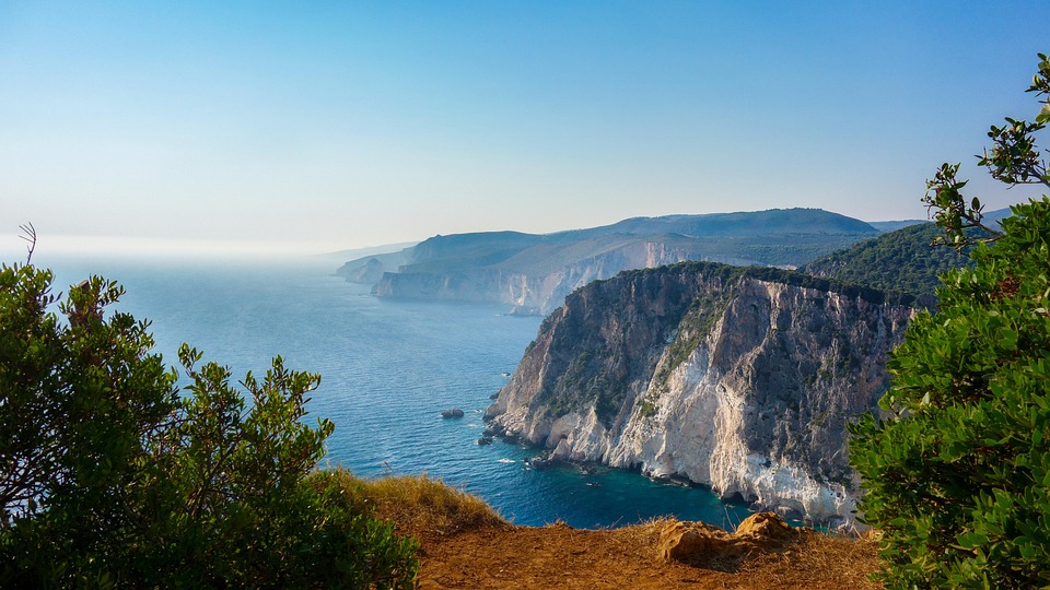Zakynthos: Wo 150 Touristen auf einen Einheimischen treffen!