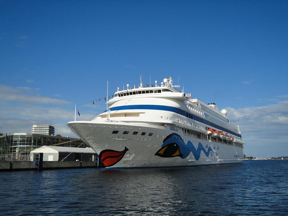 Aida Cruises sagt Reisen nach Dubai und Abu Dhabi wegen Sicherheitslage ab