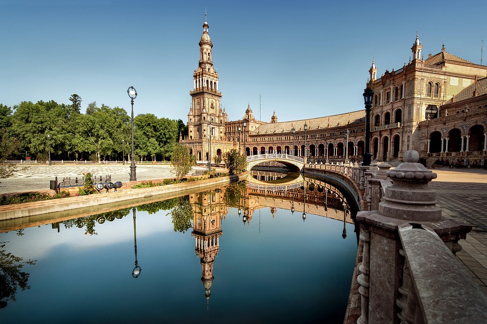 Spanien vereint ländlichen Tourismus: Redtur sorgt für starke Stimme!